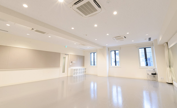 スクールのスタジオ風景