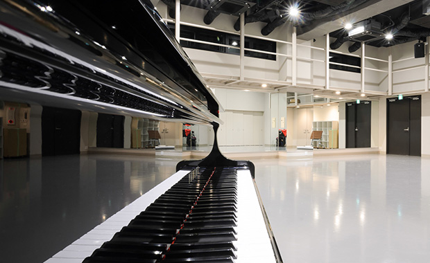 ピアノを設置しています